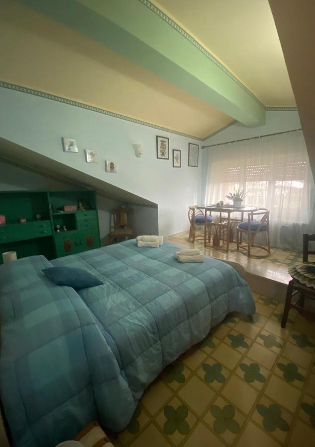 Casa Vacanze Gioia Трекастаньи Экстерьер фото