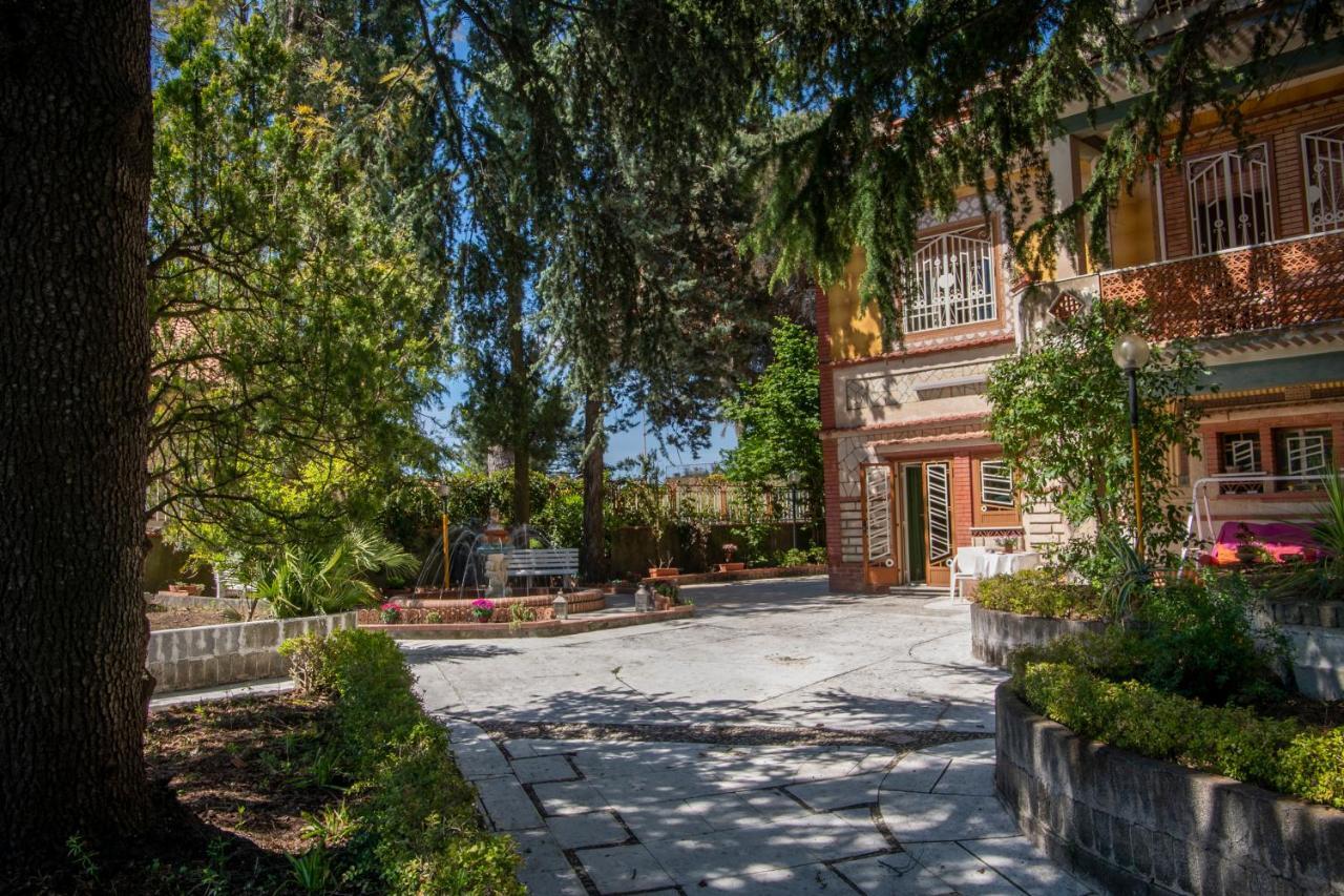 Casa Vacanze Gioia Трекастаньи Экстерьер фото