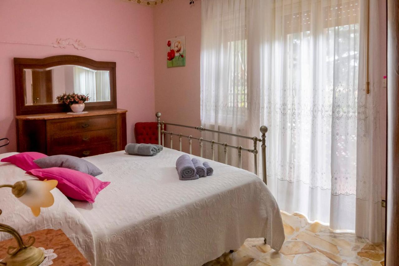 Casa Vacanze Gioia Трекастаньи Экстерьер фото